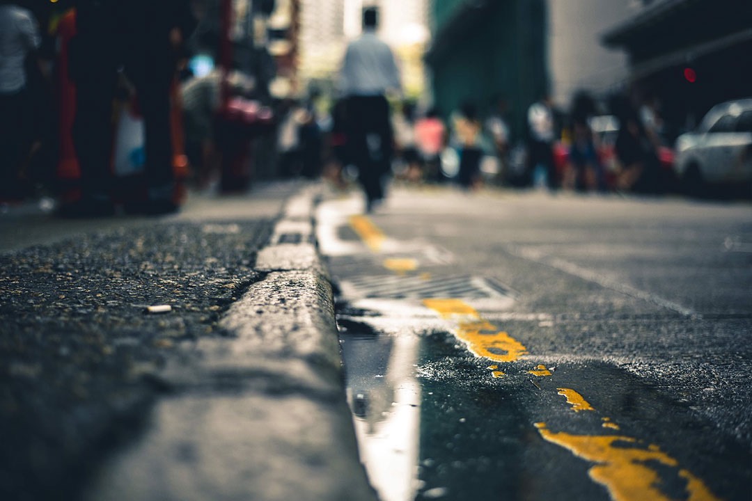 Street curb
